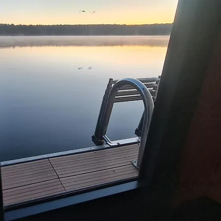 Design Hausboot Am Bei Berlin Mit Sauna Und Kamin